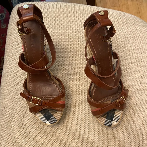 Burberry Wedges - Picture 2 of 5